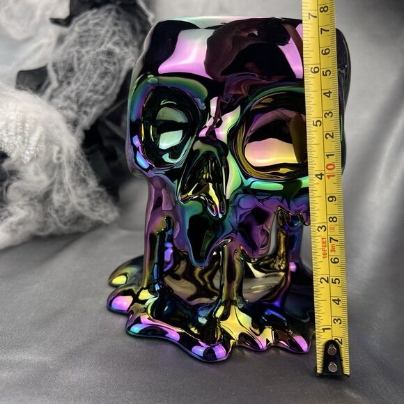Bath & Body Works HALLOWEEN 2025 Iridescent Dripping Skull 3 Wick Candle Holder - Picture 6 of 10